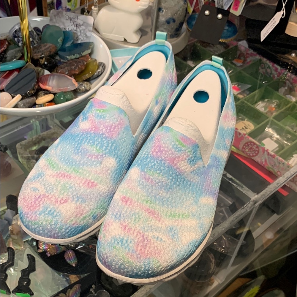 Skechers GOGA MAT slip on tie dye NEW blue